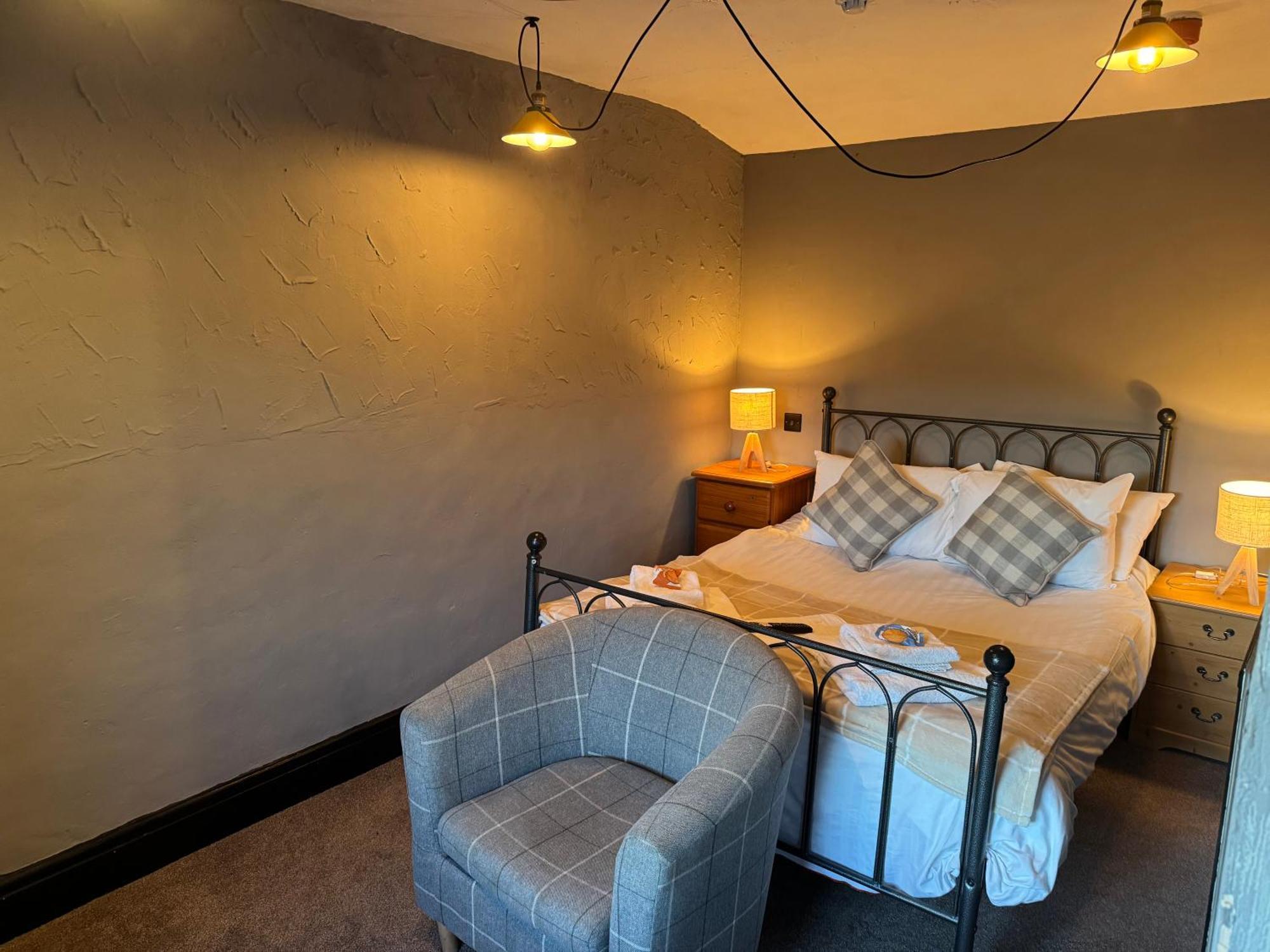 The Black Swan Hotel 莱伯恩 外观 照片